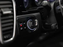 Porsche Cayenne E-Hybrid Coupé in weiß ab 08/2019