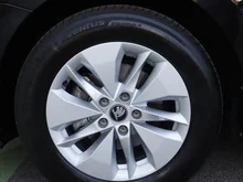 Škoda Octavia Combi Selection TDI DSG in Black-Magic Perleffekt