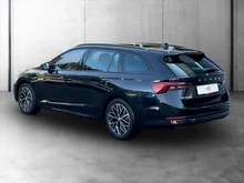 Škoda Octavia Combi Ambition TDI DSG in SCHWARZ-MAGIC PERLEFFEKT