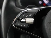 Škoda Octavia Combi Ambition TDI DSG in SCHWARZ-MAGIC PERLEFFEKT