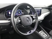 Škoda Octavia Combi Ambition TDI DSG in SCHWARZ-MAGIC PERLEFFEKT