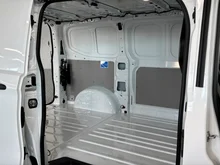 VW Kastenwagen Transporter Kastenwagen Entry TDI in Clear White