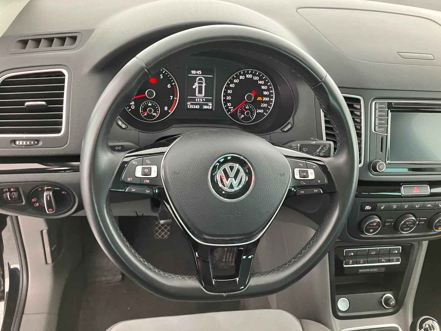 VW Sharan Business+ TSI 7-Sitzer | Bild 5 von 17