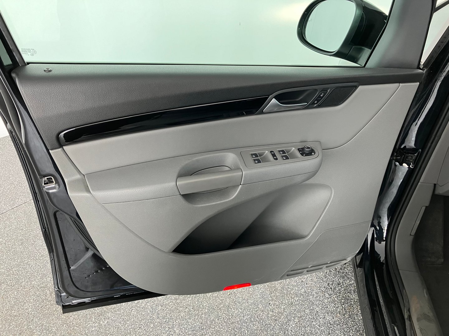 VW Sharan Business+ TSI 7-Sitzer | Bild 3 von 17