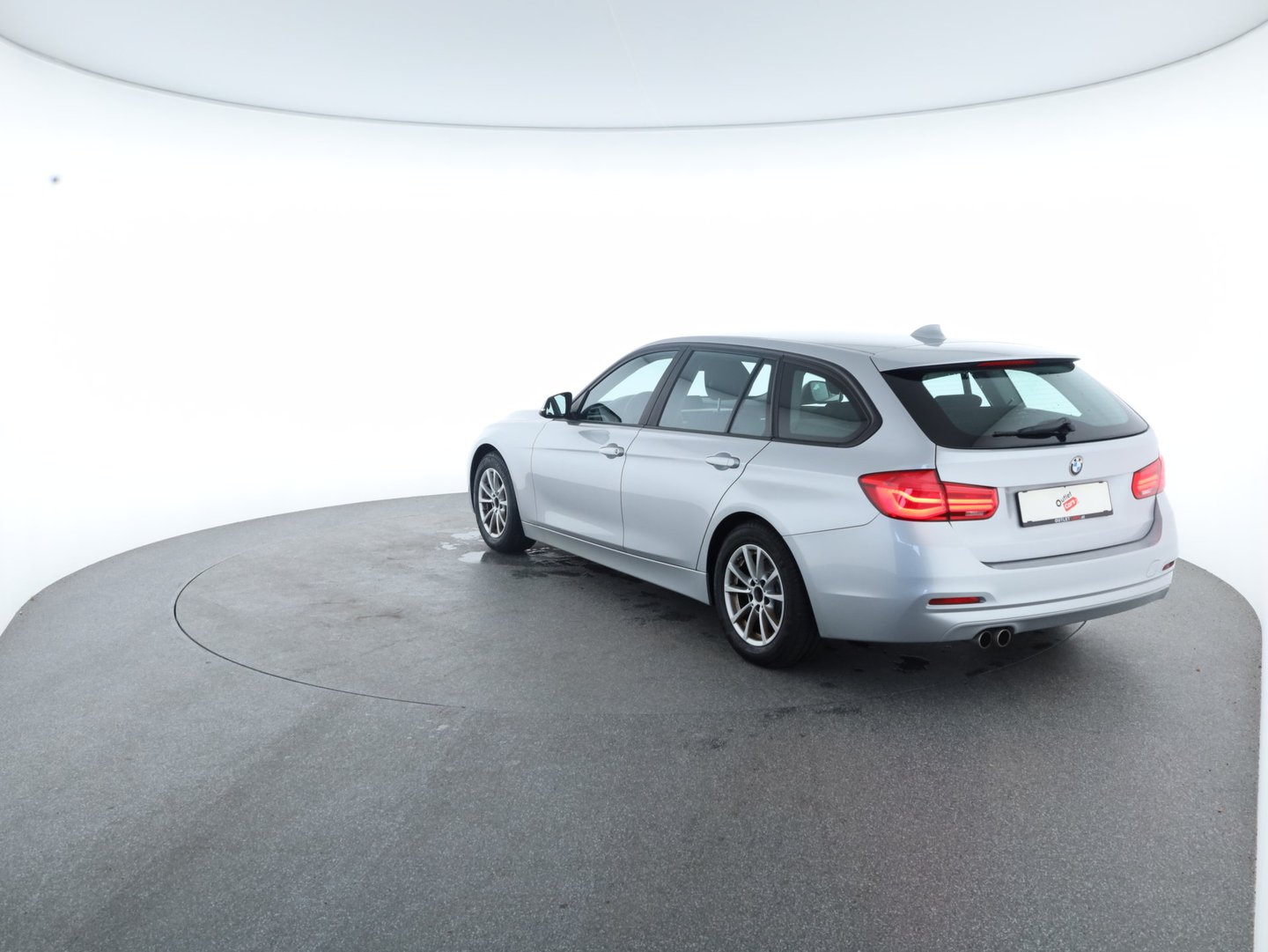 BMW 320d Touring EfficientDynamics | Bild 2 von 14