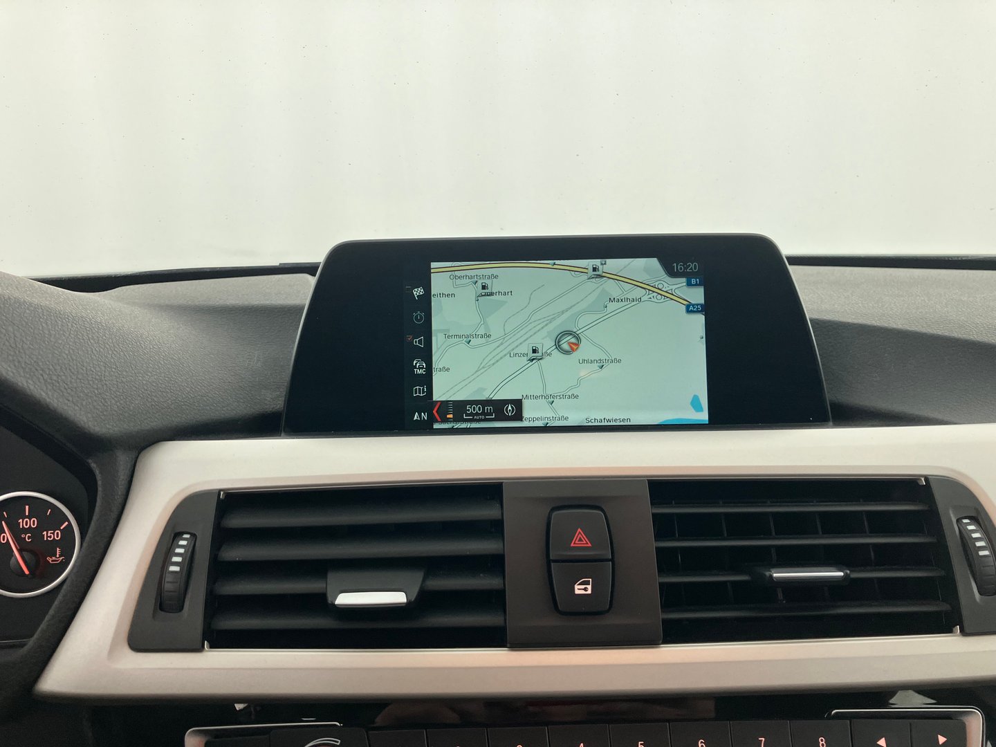 BMW 320d Touring EfficientDynamics | Bild 9 von 14
