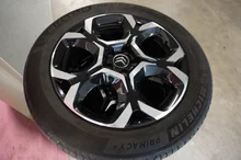Thumbnail-Foto von Fahrzeug