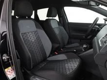 VW Polo R-Line TSI DSG in Deep Black Perleffekt