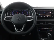 VW Polo R-Line TSI DSG in Deep Black Perleffekt