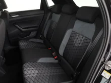 VW Polo R-Line TSI DSG in Deep Black Perleffekt