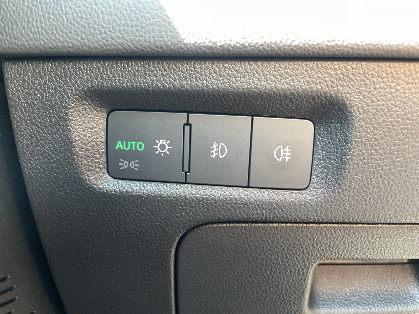 Škoda OCTAVIA Combi 4x4 RS TDI DSG | Bild 12 von 27