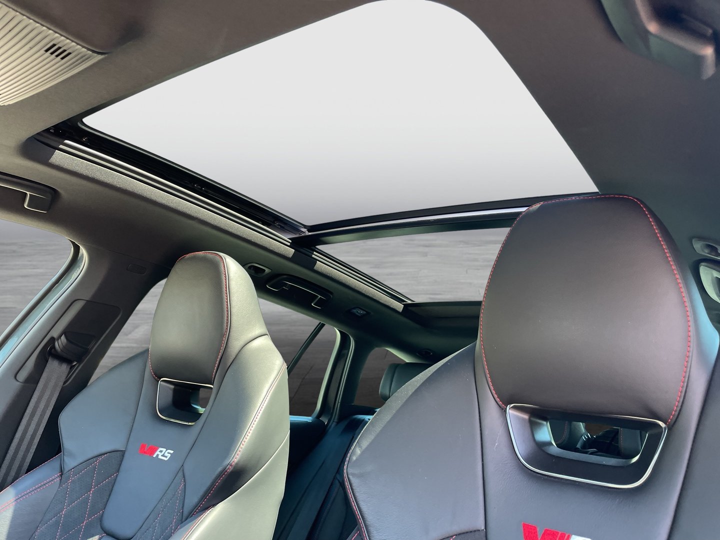 Škoda OCTAVIA Combi 4x4 RS TDI DSG | Bild 18 von 27