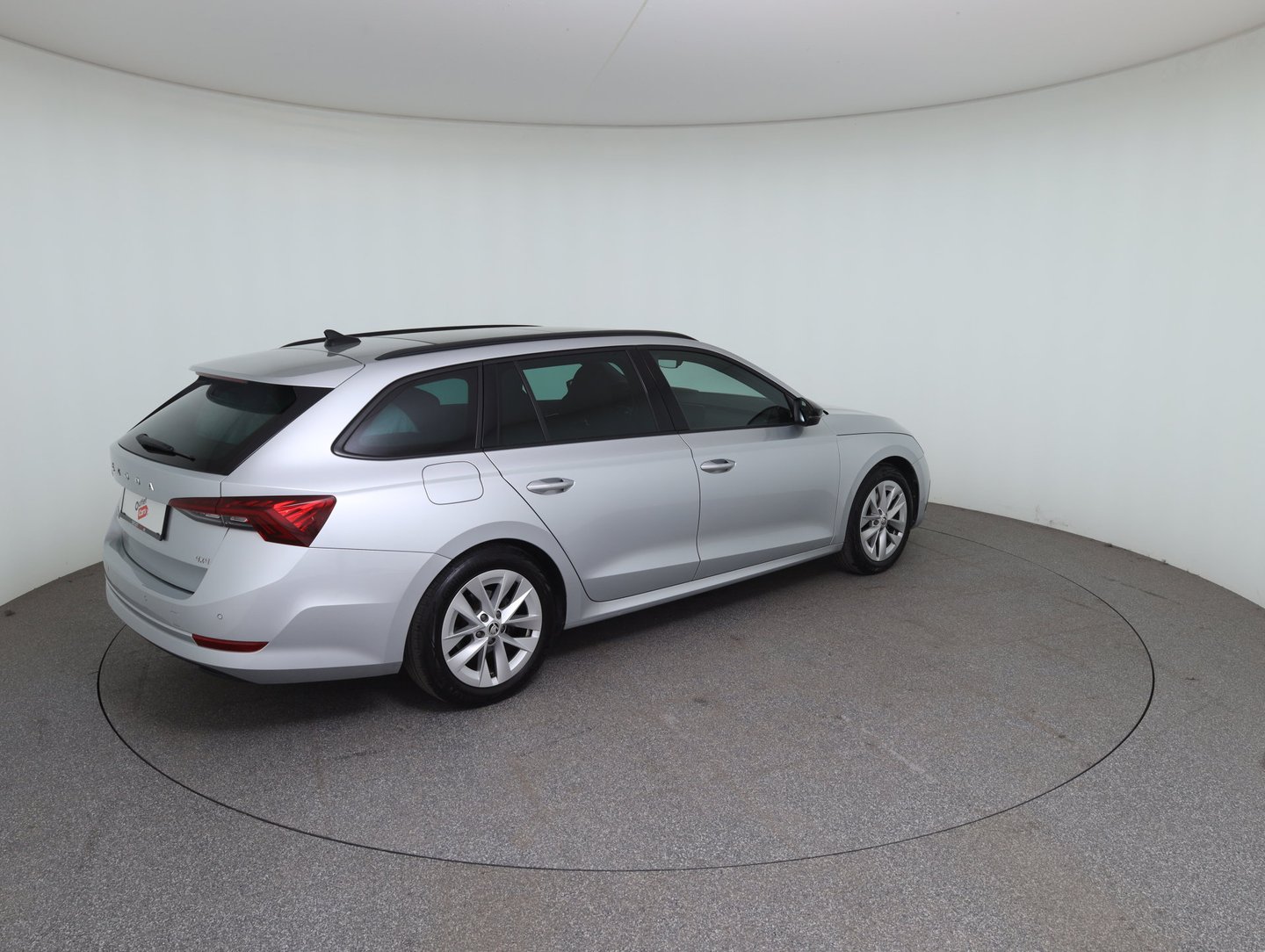 Škoda OCTAVIA Combi 4x4 Style TDI DSG | Bild 5 von 38