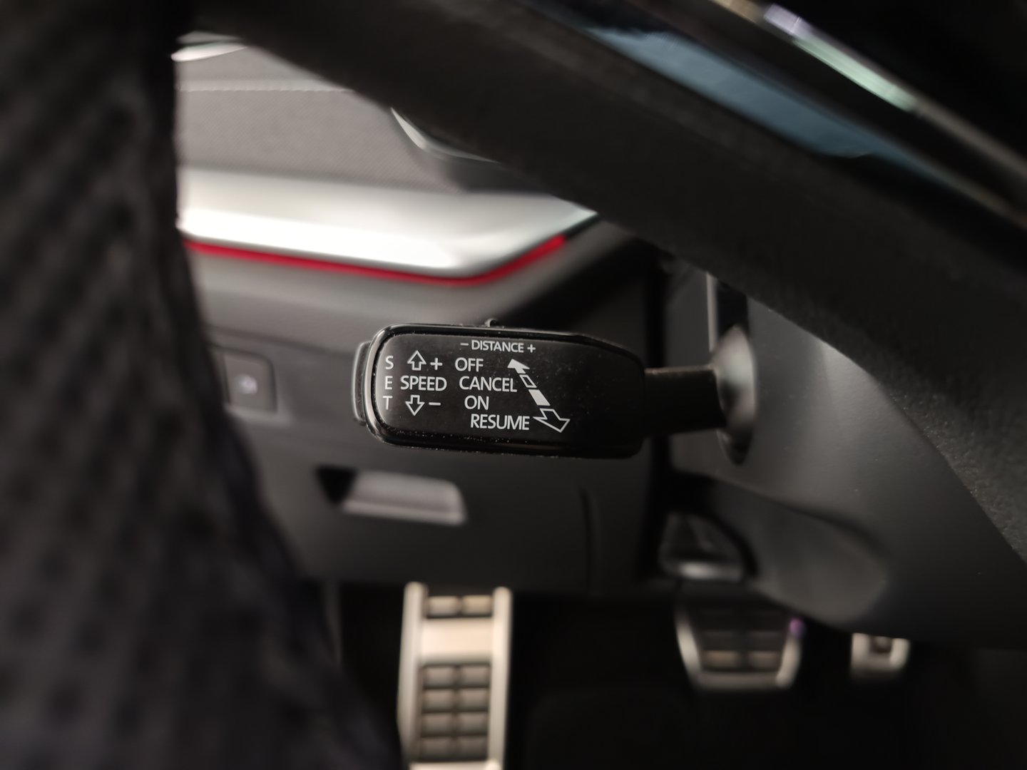 Škoda OCTAVIA Combi 4x4 Style TDI DSG | Bild 18 von 38