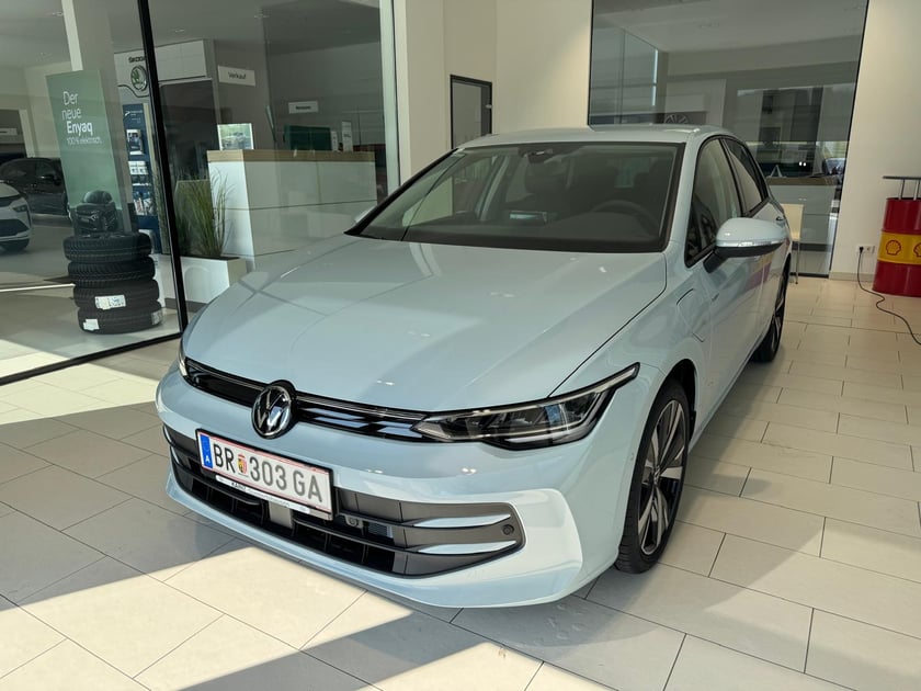 VW Golf Rabbit eHybrid DSG 150 kW