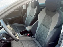 Škoda Karoq Selection TSI in Stahl-Grau
