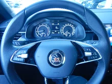 Škoda Kamiq Style TSI in Black-Magic Perleffekt