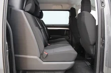 Peugeot Expert Kasten Premium TwinCab / Edition L2 in Platinium Grau Metallic