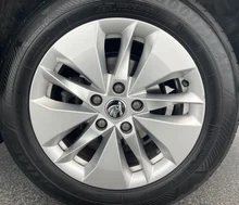 Thumbnail-Foto von Fahrzeug