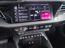 Audi A3 Sportback 30 TFSI in Brillantschwarz