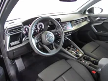 Audi A3 Sportback 30 TFSI in Brillantschwarz