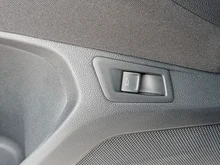VW T-Roc Sport TSI ACT DSG in DEEP BLACK PERLEFFEKT