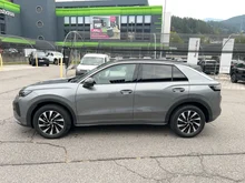 VW T-Roc Life eTSI DSG in Wolf Grey Dach Black Uni