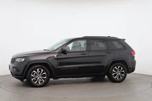 Jeep Grand Cherokee 3.0 CRD Trailhawk in diamond black crystal