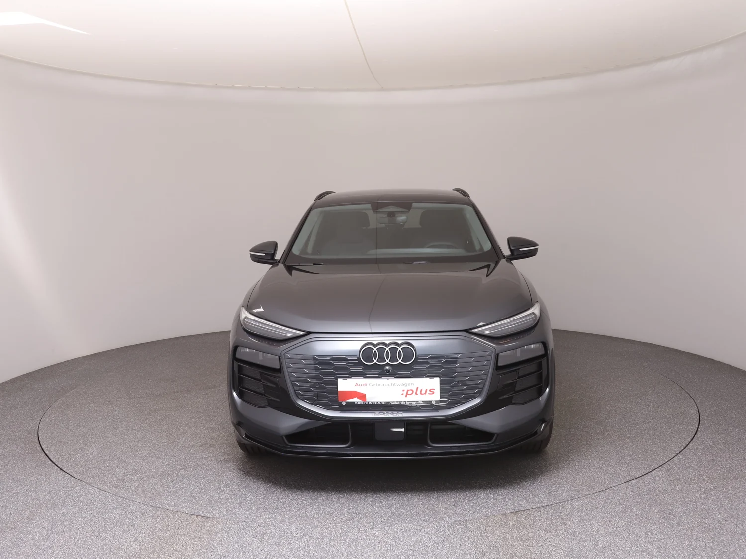 Bild eines Audi Q6 e-tron quattro
