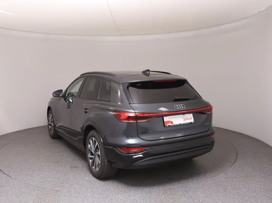 Bild eines Audi Q6 e-tron quattro