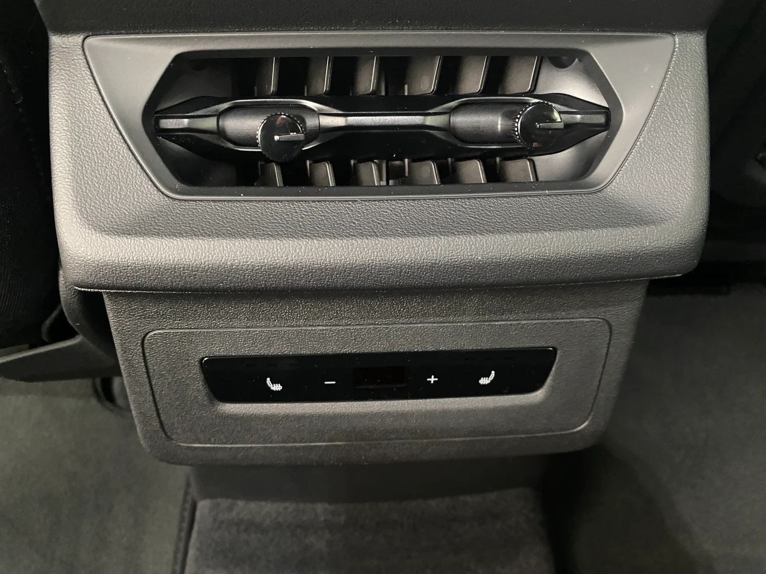 Bild eines Audi Q6 e-tron quattro