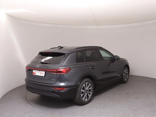 Bild eines Audi Q6 e-tron quattro