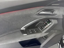Audi Q5 e-hybrid quattro 270 KW in Mythosschwarz Metallic