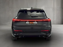 Audi Q5 e-hybrid quattro 270 KW in Mythosschwarz Metallic