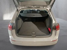 VW Golf Variant Life TSI in MONDSTEINGRAU