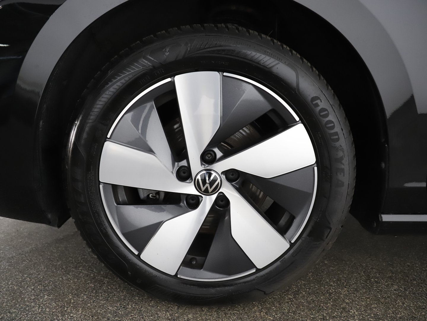 VW Passat Variant Business TDI DSG | Bild 9 von 31