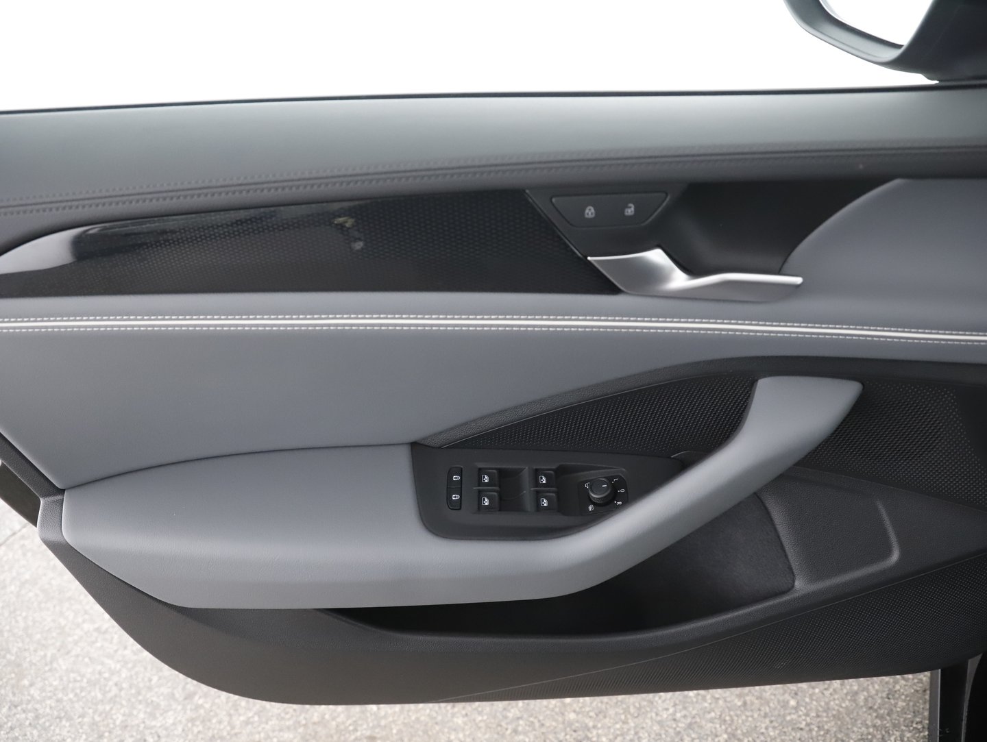 VW Passat Variant Business TDI DSG | Bild 10 von 31