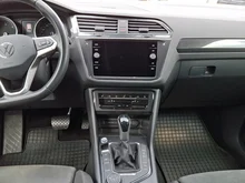 VW Tiguan Life TDI 4MOTION DSG in Nightshade Blue Met.