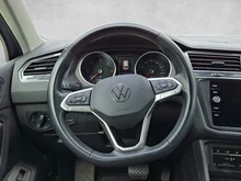 VW Tiguan Life TDI 4MOTION DSG in Nightshade Blue Met.
