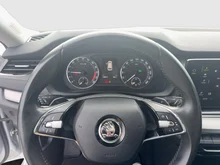 Škoda Octavia Combi 4x4 Ambition TDI DSG in Brillant-Silber Metallic
