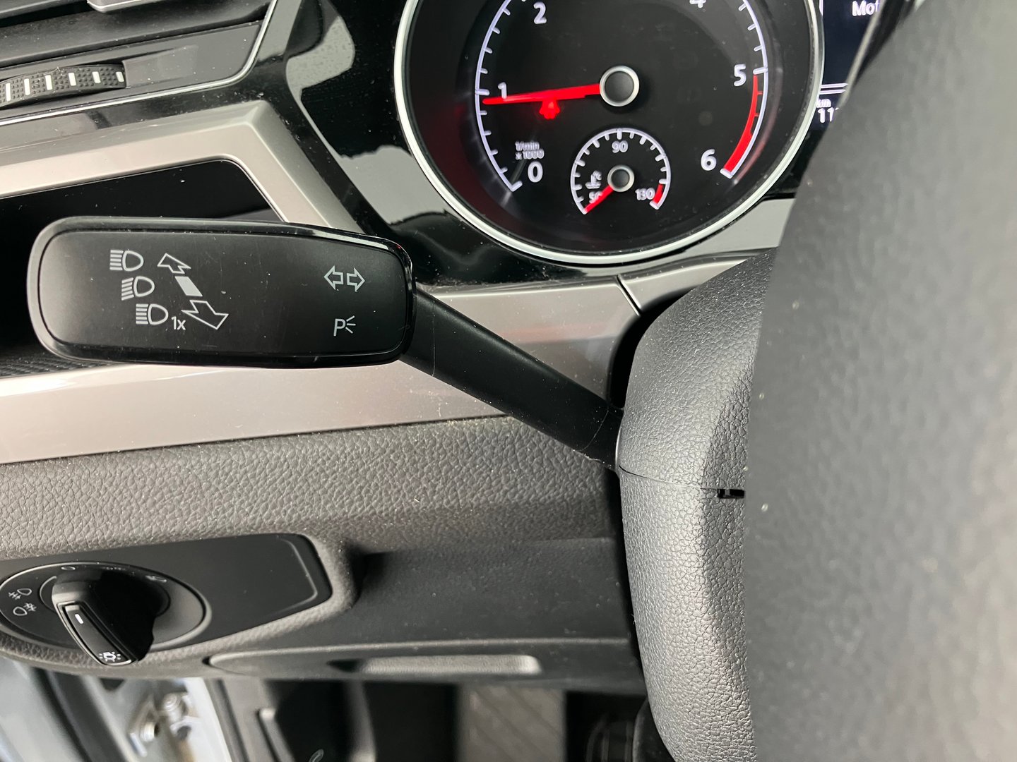 VW Touran TDI DSG | Bild 6 von 18