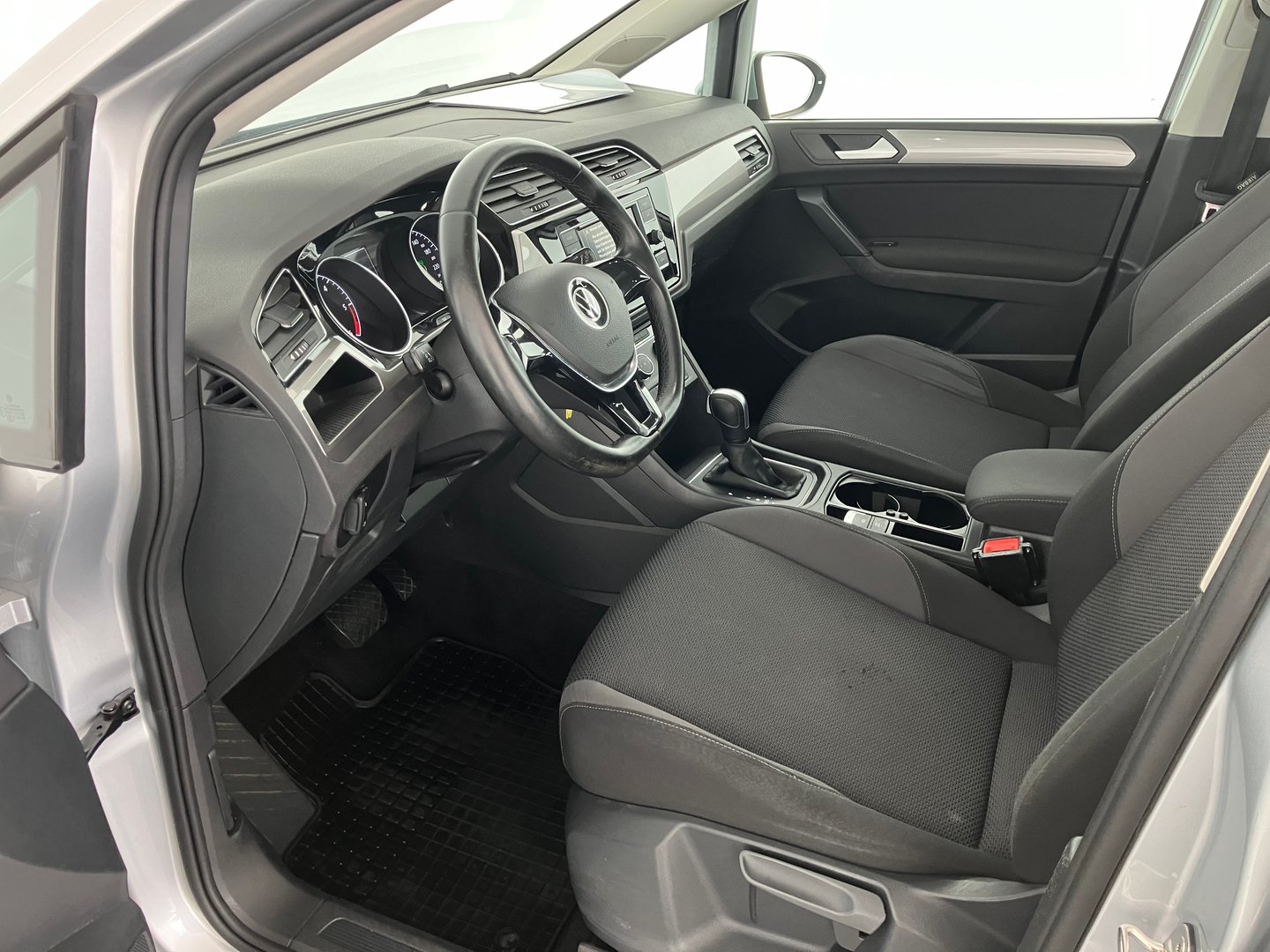 VW Touran TDI DSG | Bild 4 von 18