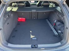 VW Passat Variant Sport TDI 4MOTION DSG in Diabasgrau Metallic mit Dach Schwarz