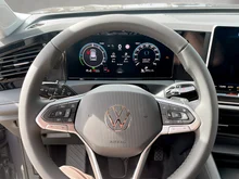 VW Tiguan Friends eHybrid DSG 150 kW in Delfingrau Metallic