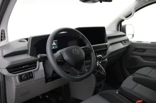 VW Kastenwagen Transporter Kastenwagen TDI in Clear White