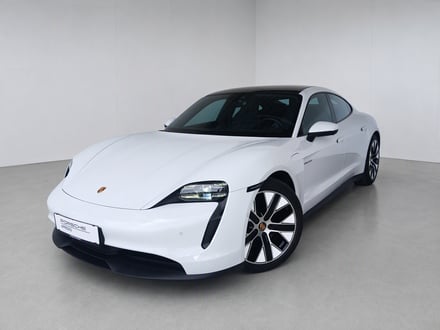 Porsche Taycan 4S