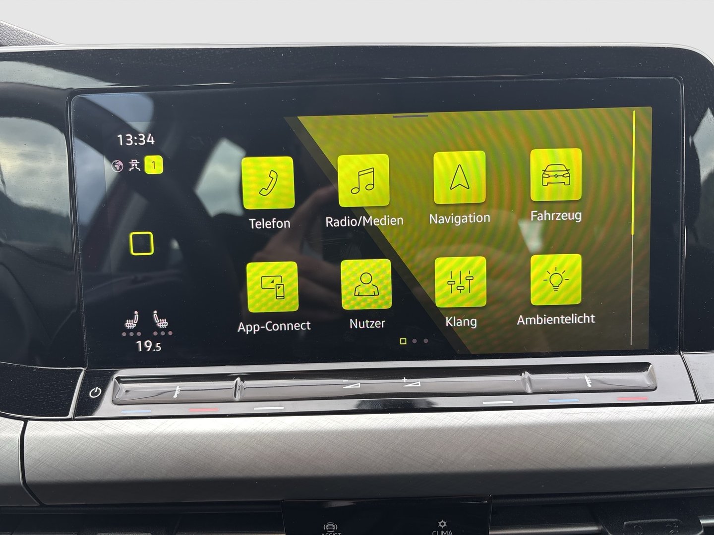 VW Golf Variant Life TDI DSG | Bild 17 von 24