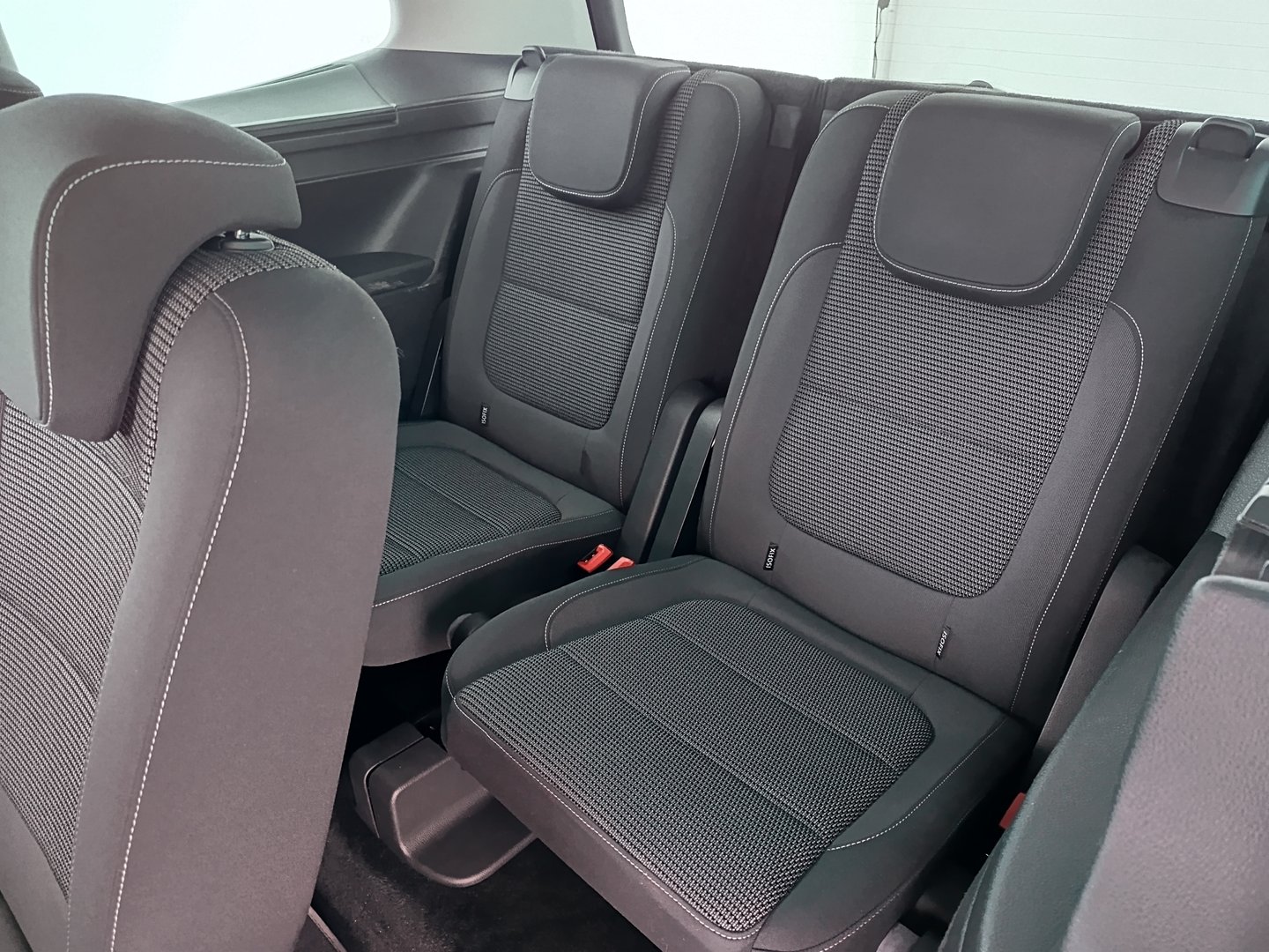 VW Sharan Comfortline TDI SCR DSG 7-Sitzer | Bild 26 von 32