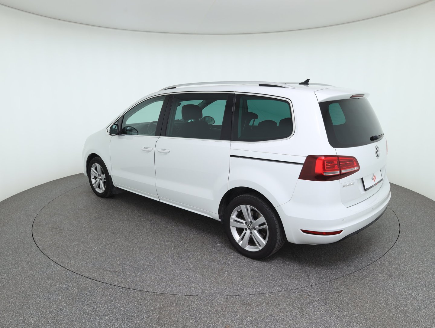 VW Sharan Comfortline TDI SCR DSG 7-Sitzer | Bild 7 von 32