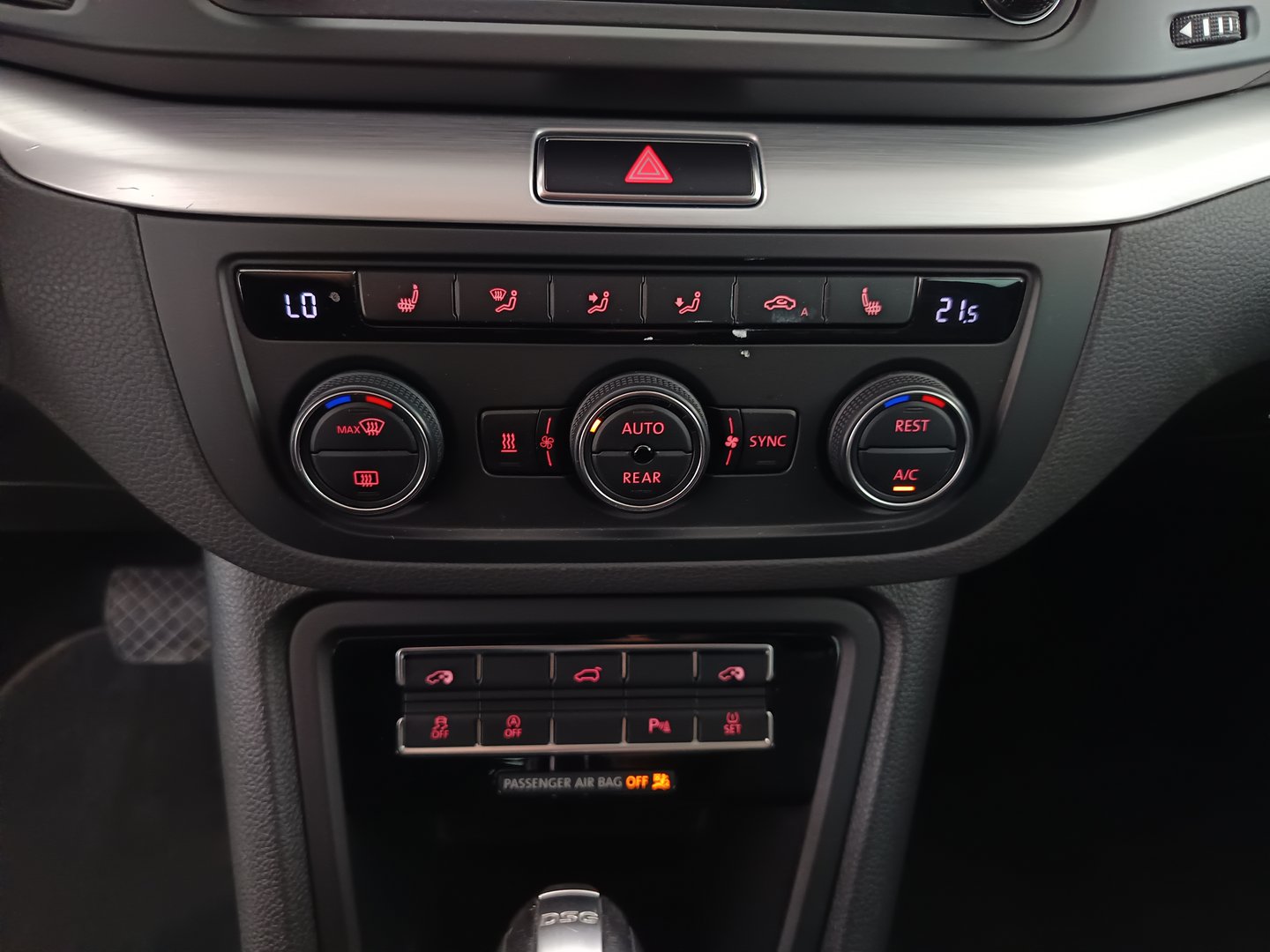 VW Sharan Comfortline TDI SCR DSG 7-Sitzer | Bild 23 von 32